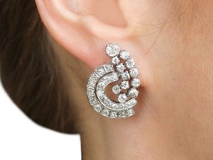 Diamond cluster earring